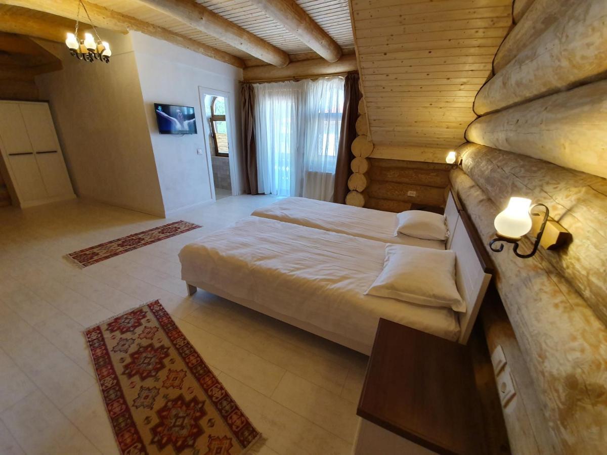 Отель Casa Cartianu Тыргу-Жиу Экстерьер фото